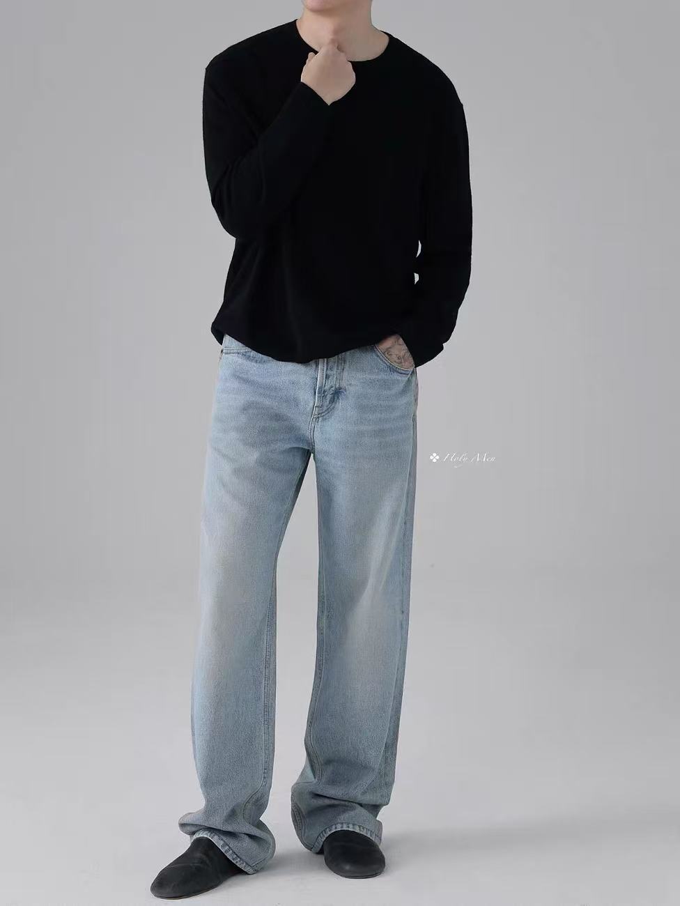 Relaxed Wide-Leg Denim
